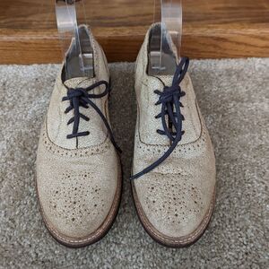 Ugg  caelyn leather oxford lace up sz 7 shoe euc ivory and tan